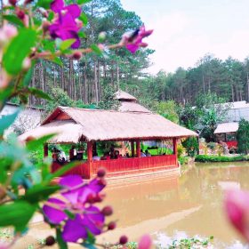 khu du lich ho thuy quai da lat